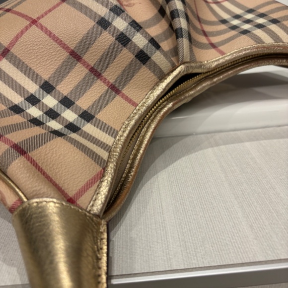Burberry Ryder Haymarket Hobo - Picture 10 of 12